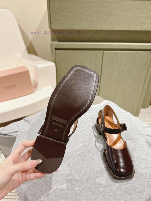 | ²⁰²4 𝐬𝐬  🤍🤎HEREU British minimalist motorcycle sandals with thick heels, round heads, anmce6ubd8 - Image 7