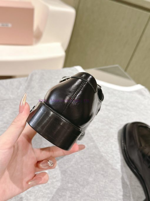 | ²⁰²4 𝐬𝐬  🤍🤎MIUMIU British minimalist motorcycle sandals with thick heels and round heads76014p3y - Image 6