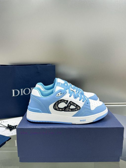 B57 low top full set packaging airplane boxDior's latest couple's casual shoes for spring an5gj0prf3 - Image 3