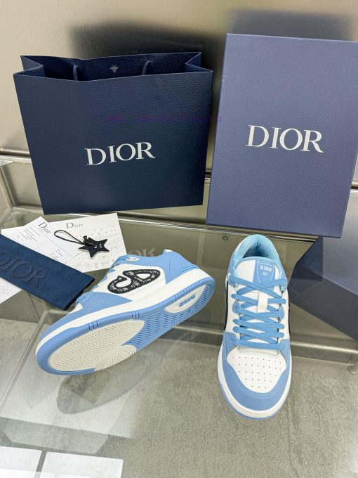 B57 low top full set packaging airplane boxDior's latest couple's casual shoes for spring an5gj0prf3 - Image 10