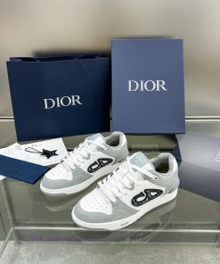 B57 low top full set packaging airplane boxDior's latest couple's casual shoes for spring angyw9jlm4