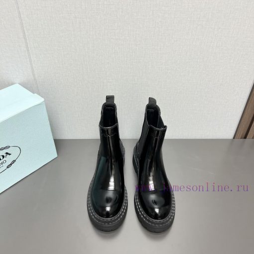 Top tierPrada 24vs Autumn/Winter Latest Explosive Martin Boot SeriesRound toe thick soled sh53tctaar