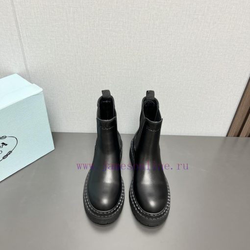 Top tierPrada 24vs Autumn/Winter Latest Explosive Martin Boot SeriesRound toe thick soled shgxalrcmw - Image 2