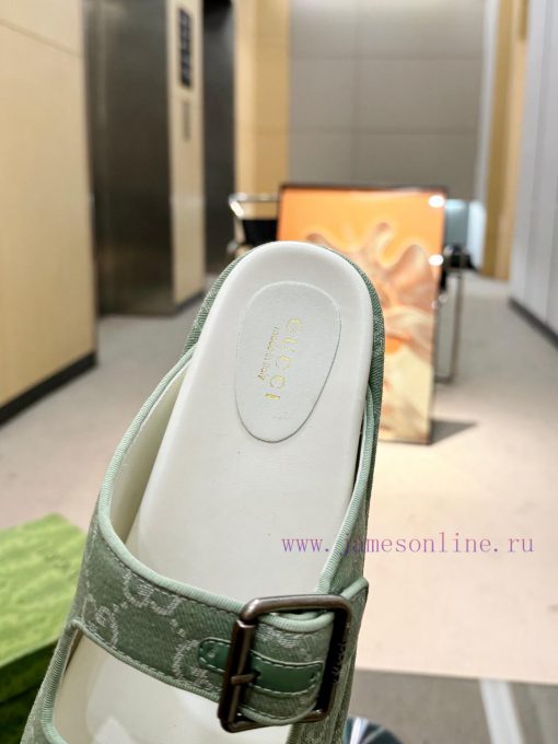 Full year shipment, Gucci's latest limited edition thick soled slippers of top quality are ag6nxctma - Image 3