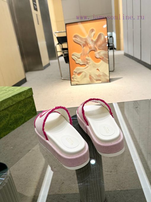 Full year shipment, Gucci's latest limited edition thick soled slippers of top quality are a328jduo8 - Image 6
