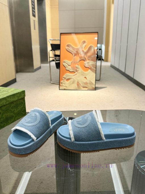 Full year shipment, Gucci's latest limited edition thick soled slippers of top quality are akt3mqrh0 - Image 3