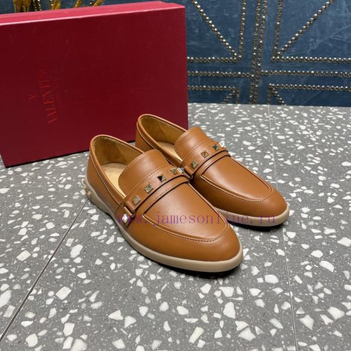 Valentino. The latest collection of Valentino features the most detailed and perfect classicdu8n6beh - Image 3
