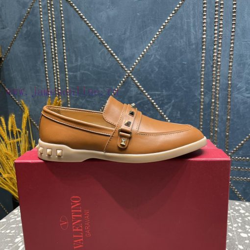 Valentino. The latest collection of Valentino features the most detailed and perfect classicdu8n6beh - Image 9