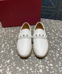 Valentino. The latest collection of Valentino features the most detailed and perfect classicrd2l88hb