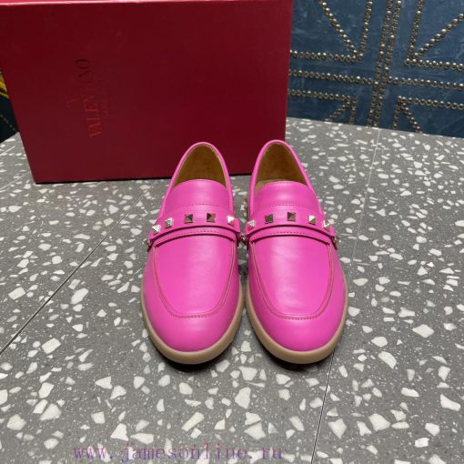 Valentino. The latest collection of Valentino features the most detailed and perfect classicz6jzyeg4