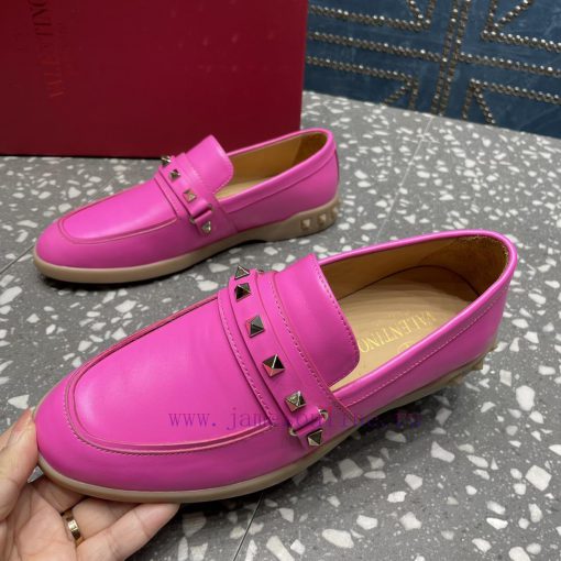 Valentino. The latest collection of Valentino features the most detailed and perfect classicz6jzyeg4 - Image 6