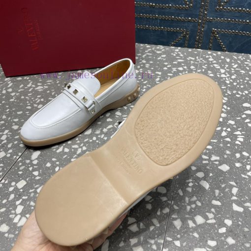 Valentino. The latest collection of Valentino features the most detailed and perfect classicrd2l88hb - Image 7