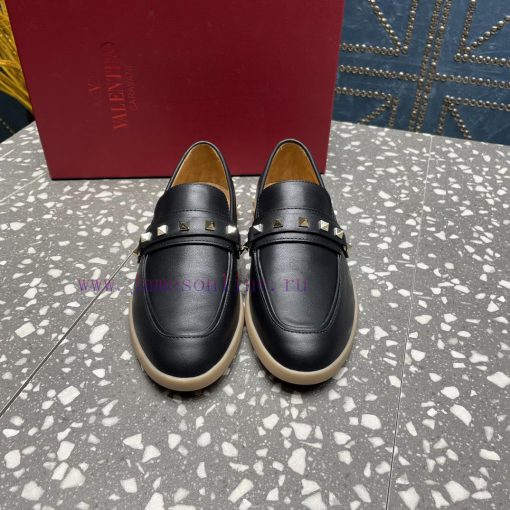 Valentino. The latest collection of Valentino features the most detailed and perfect classicawrxoo4j