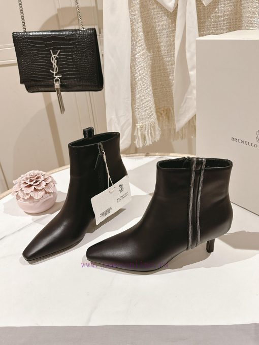 . The classic inspiration of the highest quality Brunello Cucinelli short boots in the markez753svky - Image 3