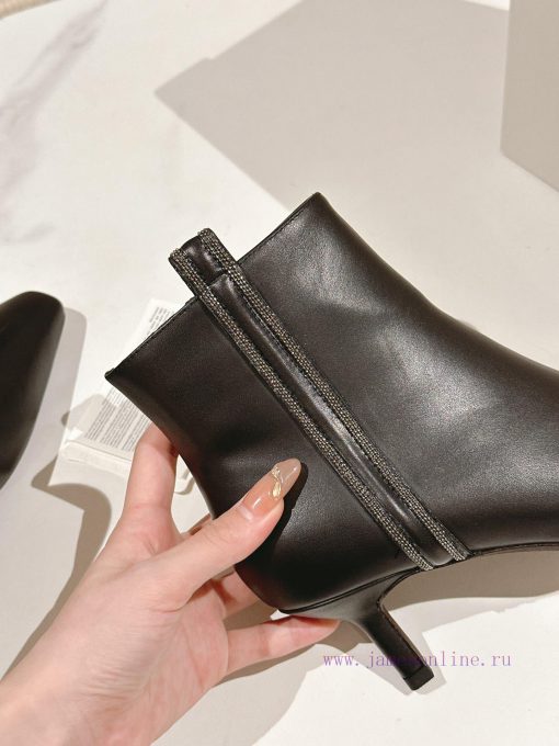 . The classic inspiration of the highest quality Brunello Cucinelli short boots in the markez753svky - Image 9