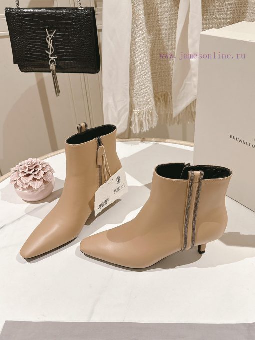 . The classic inspiration of the highest quality Brunello Cucinelli short boots in the markebvb65gcy - Image 3