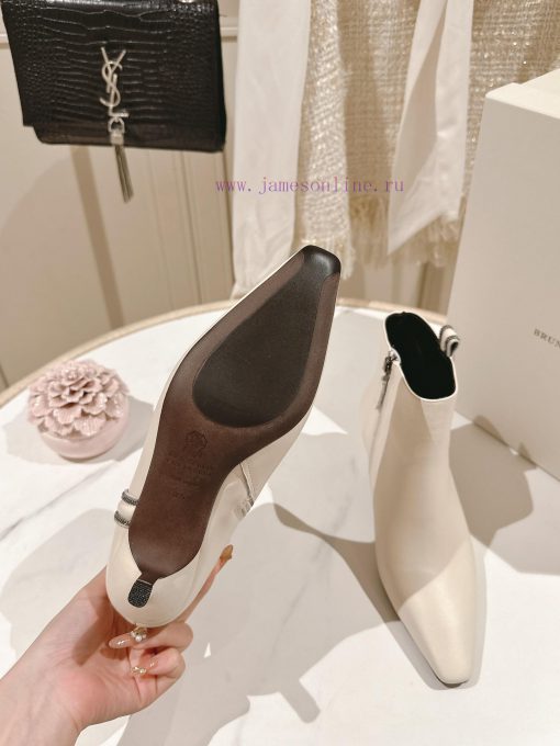 . The classic inspiration of the highest quality Brunello Cucinelli short boots in the markehq2zka3j - Image 10