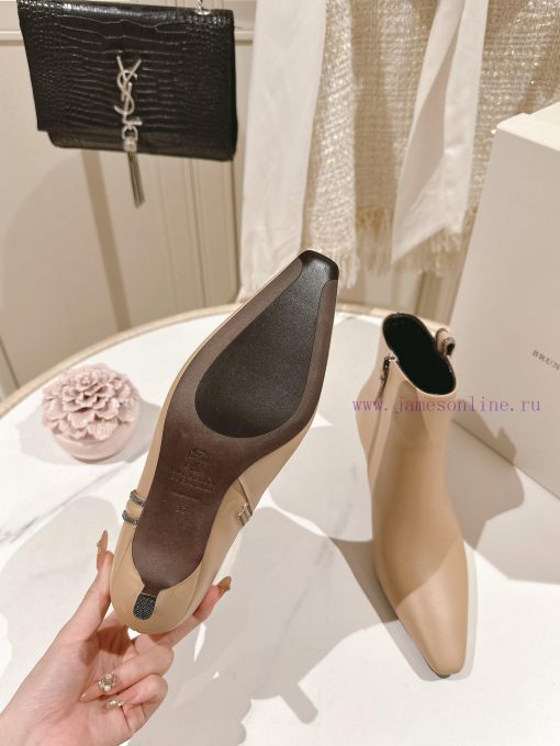 . The classic inspiration of the highest quality Brunello Cucinelli short boots in the markebvb65gcy - Image 10
