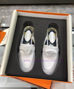 Hermes Classic Kelly Muller Half DragQianhu Wanying has finally shipped out. As we all know,jfwujzms