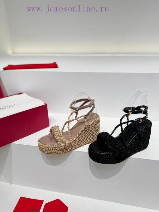 Valentino's new riveted hemp rope woven wedge heel sandals Simple and super versatile Perfecd2zmaadf