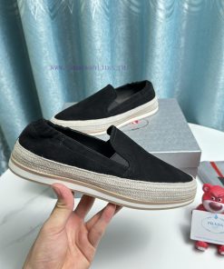 2024 Prada New products are coming, a must-have for fashionable men, with a big brand style,3ro9h7j2