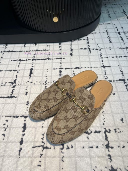 Gucci's classic horseclip slippers not only have a classic style, but also the latest colorso9he1nrs - Image 3