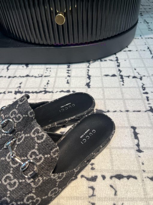 Gucci's classic horseclip slippers not only have a classic style, but also the latest colorsh0f3o6so - Image 7