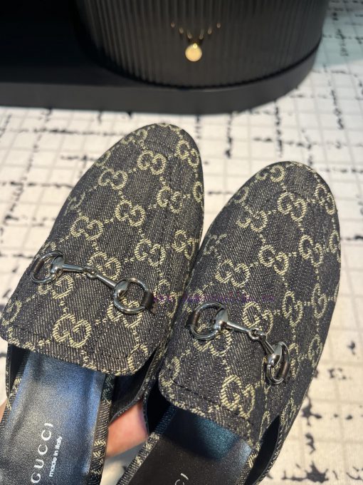 Gucci's classic horseclip slippers not only have a classic style, but also the latest colorsulynbbko - Image 6