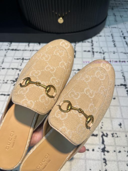 Gucci's classic horseclip slippers not only have a classic style, but also the latest colors29qomjpg - Image 6