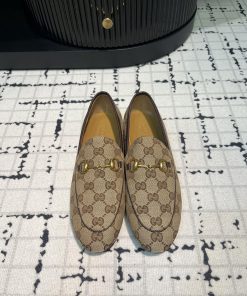 Gucci's classic horseneck buckle loafers are not only classic in style, but also the latest 44r6aic2