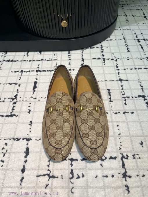 Gucci's classic horseneck buckle loafers are not only classic in style, but also the latest 44r6aic2