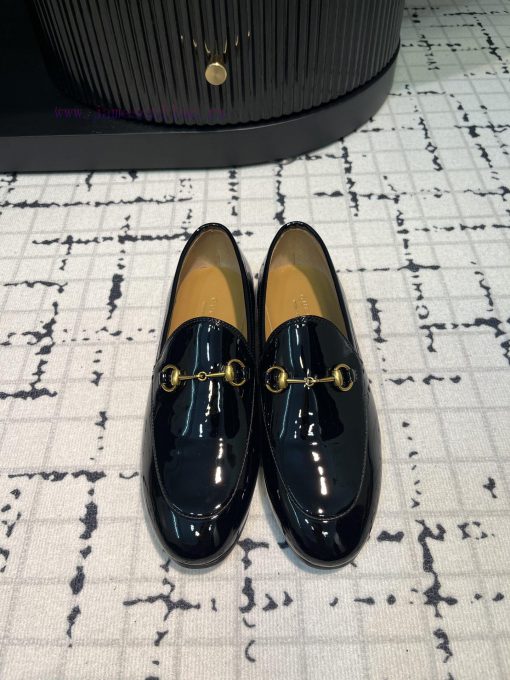 Gucci's classic horseneck buckle loafers are not only classic in style, but also the latest 1dxnhhg9