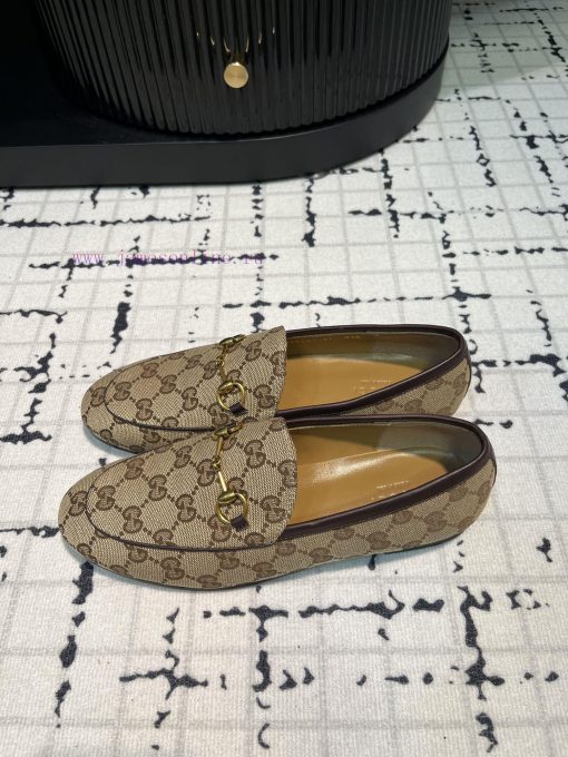 Gucci's classic horseneck buckle loafers are not only classic in style, but also the latest 44r6aic2 - Image 4