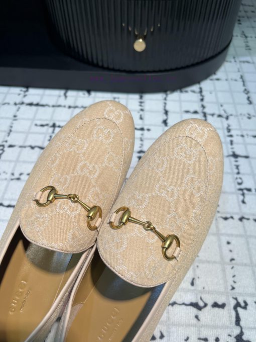Gucci's classic horseneck buckle loafers are not only classic in style, but also the latest ahugmv6p - Image 6