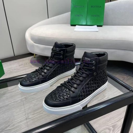 The original BottegaVeneta Bottega classic men's lace up short boots were developed with toprb0kfhls - Image 2