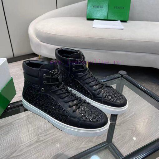 The original BottegaVeneta Bottega classic men's lace up short boots were developed with toprb0kfhls - Image 3