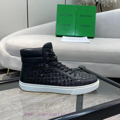 The original BottegaVeneta Bottega classic men's lace up short boots were developed with toprb0kfhls - Image 6