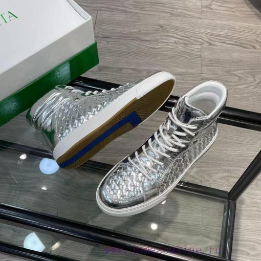 The original BottegaVeneta Bottega classic men's lace up short boots were developed with toplub2noe9 - Image 5