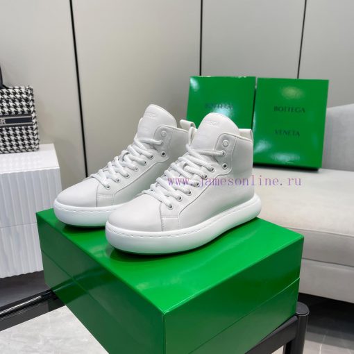 The original BottegaVeneta Bottega classic men's lace up short boots were developed with top1vm6x1bg - Image 2