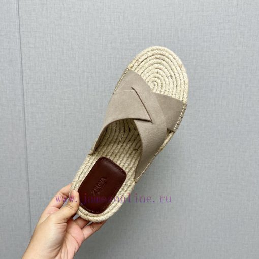 Male version of 'Top'Zegna 2024 vs Spring/Summer Casual CollectionMen's cross coolerThe iconi9ozayr6 - Image 8