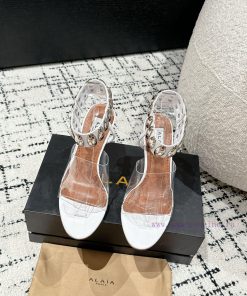 Alaia 24/Metal Buckle Sandals is a popular item with a minimalist aesthetic. The Alaia minim2yw52m59