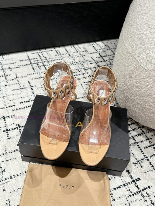 Alaia 24/Metal Buckle Sandals is a popular item with a minimalist aesthetic. The Alaia minim667nzxcx - Image 2