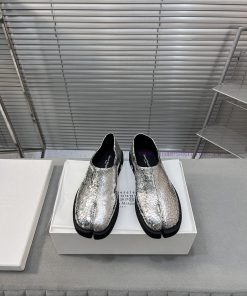 MM6 Maison Margiela 2024 new split toe shoes casual shoes Le Fu shoesCustomized sizes 35-404jpylfa2i
