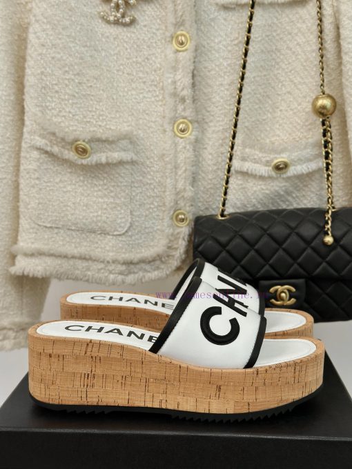 Chanel | Chanel 24P Spring/Summer New ProductsThick soled letter slippersThis season's coolilqkplwyy
