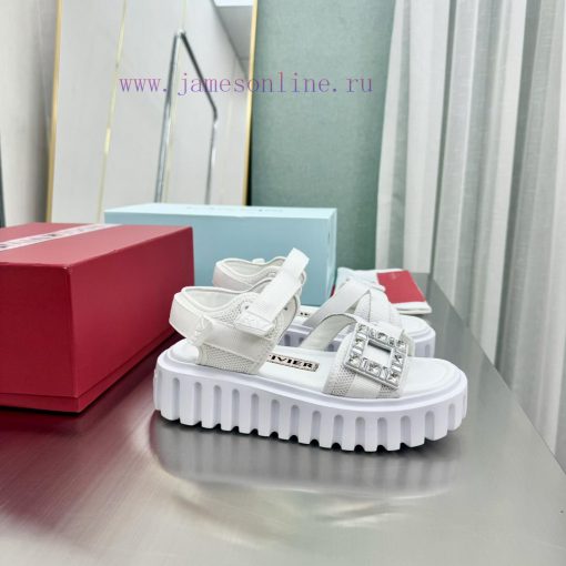 Roger Vivier RV 24ss series with thick soled back air sandals, popular among many internet ck29isgyy