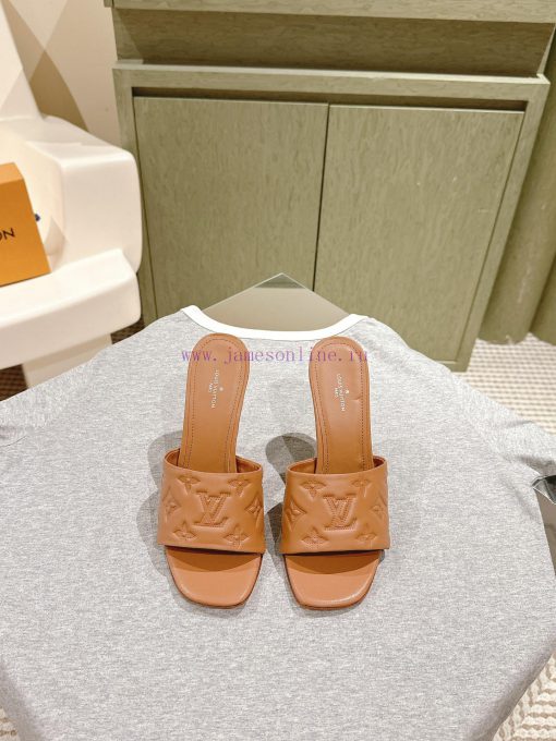 | ²⁰²4 𝐬𝐬  🤍🤎 Lvjia's new LV top-level product, featuring Lv brand slippers and hard goodss50fe5wx - Image 2