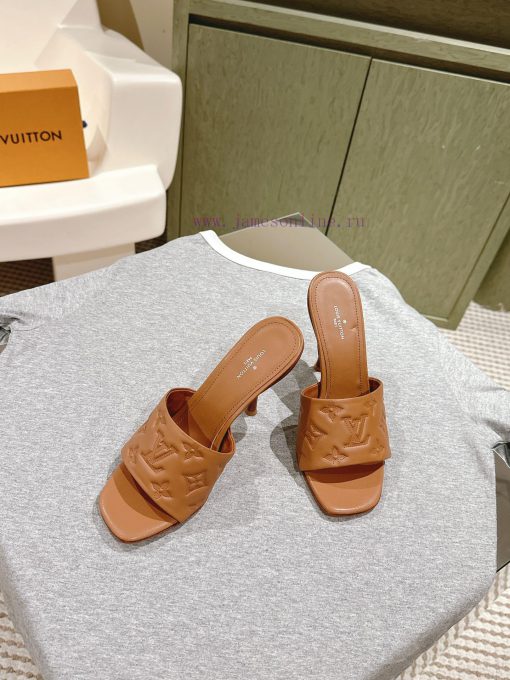 | ²⁰²4 𝐬𝐬  🤍🤎 Lvjia's new LV top-level product, featuring Lv brand slippers and hard goodss50fe5wx - Image 4