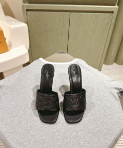 | ²⁰²4 𝐬𝐬  🤍🤎 Lvjia's new LV top-level product, featuring Lv brand slippers and hard goods0dnp02o0