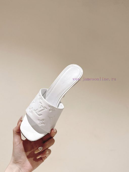 | ²⁰²4 𝐬𝐬  🤍🤎 Lvjia's new LV top-level product, featuring Lv brand slippers and hard goodslswpxkqq - Image 10