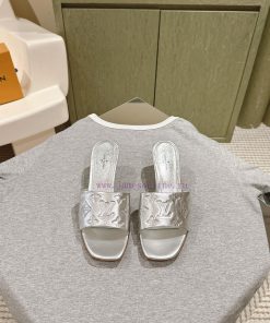 | ²⁰²4 𝐬𝐬  🤍🤎 Lvjia's new LV top-level product, featuring Lv brand slippers and hard goodspu9kr66e